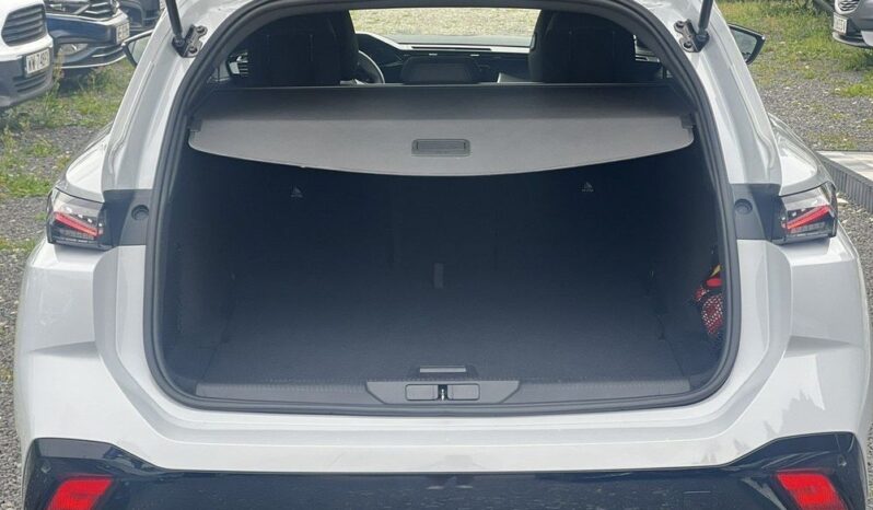 PEUGEOT 308  | FWD (przód) | Automatyczna | 130 KM | Biały full