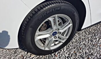 FORD Focus  | FWD (przód) | Manualna | 120 KM | Biały full