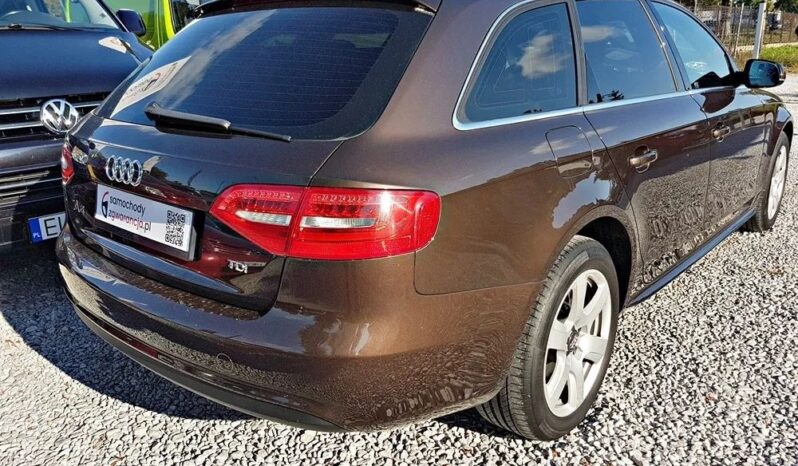AUDI A4  | FWD (przód) | Automatyczna | 143 KM | Brązowy full