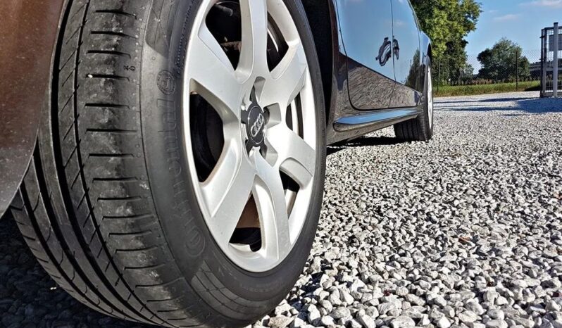 AUDI A4  | FWD (przód) | Automatyczna | 143 KM | Brązowy full