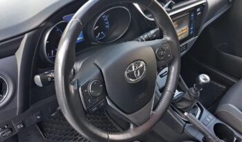 TOYOTA Auris  | FWD (przód) | Manualna | 116 KM | Niebieski full