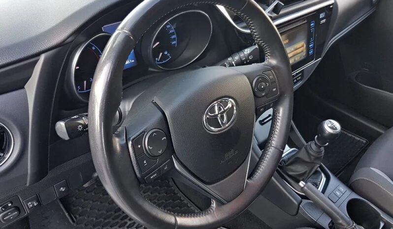 TOYOTA Auris  | FWD (przód) | Manualna | 116 KM | Niebieski full