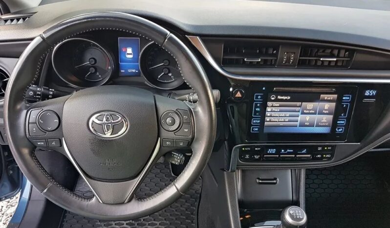 TOYOTA Auris  | FWD (przód) | Manualna | 116 KM | Niebieski full