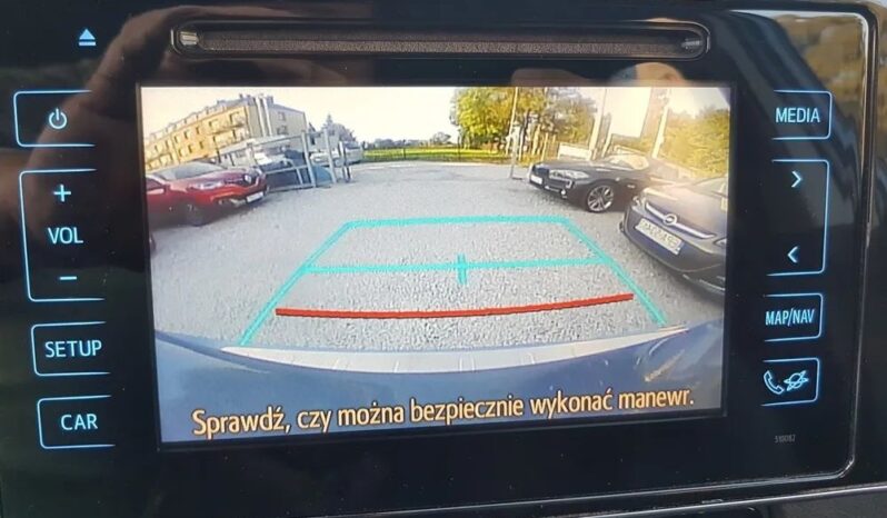 TOYOTA Auris  | FWD (przód) | Manualna | 116 KM | Niebieski full