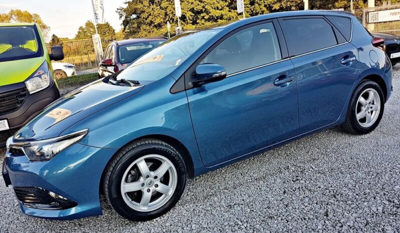 TOYOTA Auris  | FWD (przód) | Manualna | 116 KM | Niebieski full