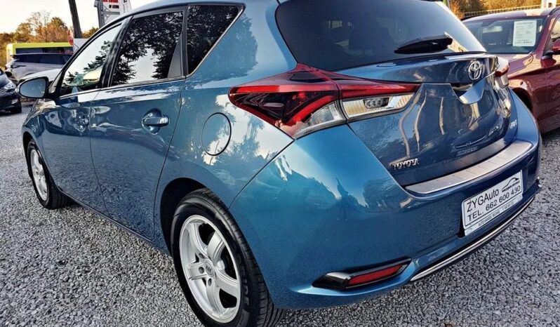 TOYOTA Auris  | FWD (przód) | Manualna | 116 KM | Niebieski full