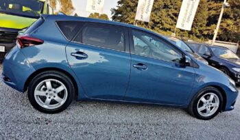 TOYOTA Auris  | FWD (przód) | Manualna | 116 KM | Niebieski full