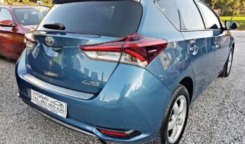 TOYOTA Auris  | FWD (przód) | Manualna | 116 KM | Niebieski full
