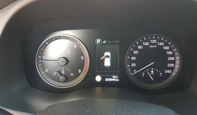 HYUNDAI Tucson  | FWD (przód) | Automatyczna | 141 KM | Biały full