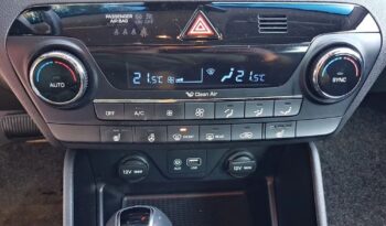 HYUNDAI Tucson  | FWD (przód) | Automatyczna | 141 KM | Biały full