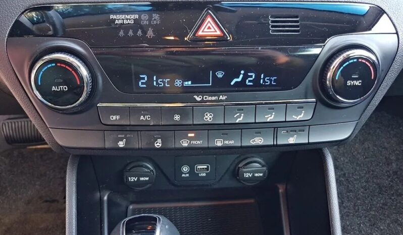 HYUNDAI Tucson  | FWD (przód) | Automatyczna | 141 KM | Biały full