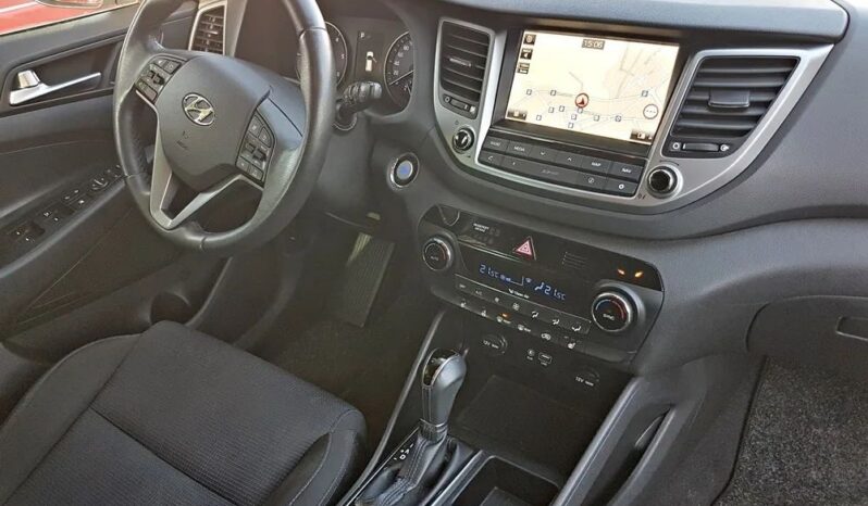 HYUNDAI Tucson  | FWD (przód) | Automatyczna | 141 KM | Biały full