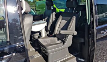 VOLKSWAGEN Multivan  | FWD (przód) | Manualna | 180 KM | Czarny full