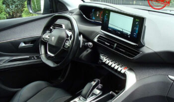 PEUGEOT   3008     225 KM    Automatyczna    FWD (przód)    Szary full