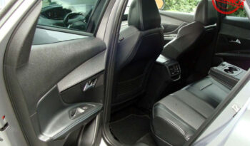 PEUGEOT   3008     225 KM    Automatyczna    FWD (przód)    Szary full