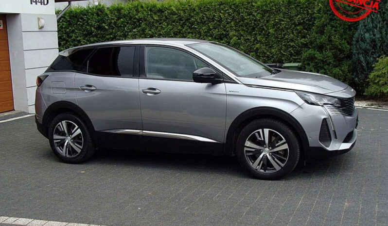 PEUGEOT   3008     225 KM    Automatyczna    FWD (przód)    Szary full