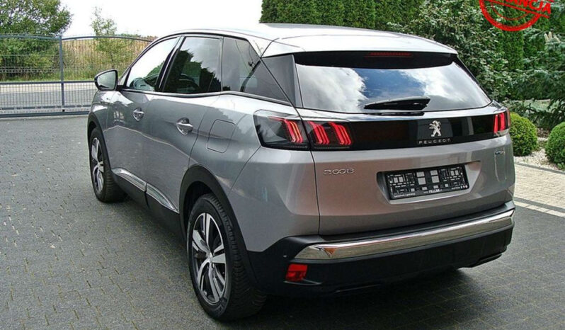 PEUGEOT   3008     225 KM    Automatyczna    FWD (przód)    Szary full