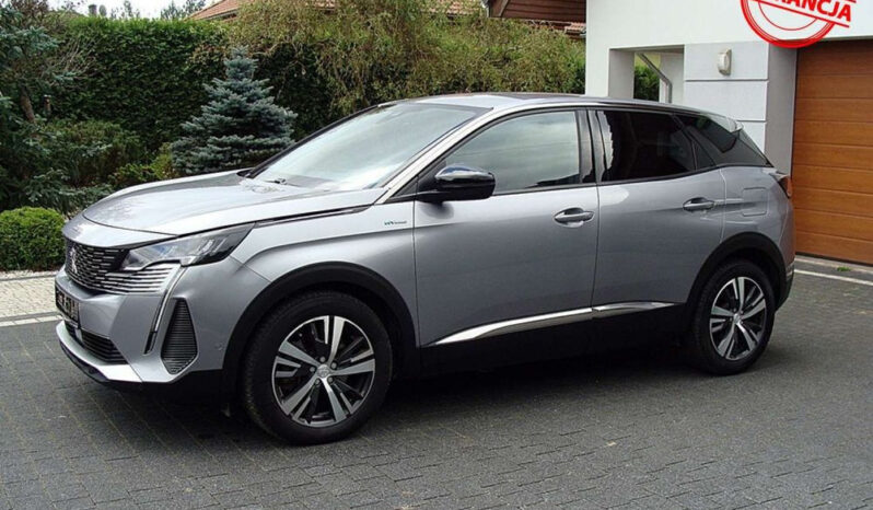 PEUGEOT   3008     225 KM    Automatyczna    FWD (przód)    Szary full