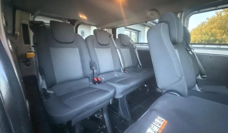 FORD Transit Custom  | FWD (przód) | Manualna | 105 KM | Srebrny full