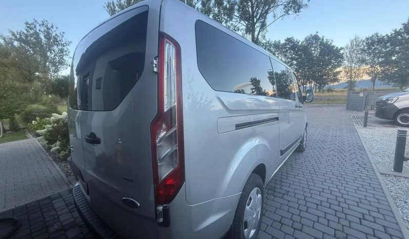 FORD Transit Custom  | FWD (przód) | Manualna | 105 KM | Srebrny full