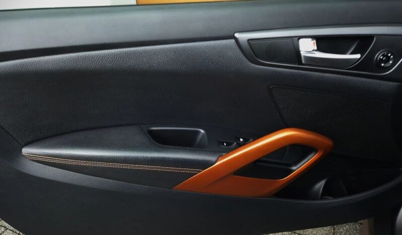 HYUNDAI Veloster  | FWD (przód) | Manualna | 186 KM | Szary full