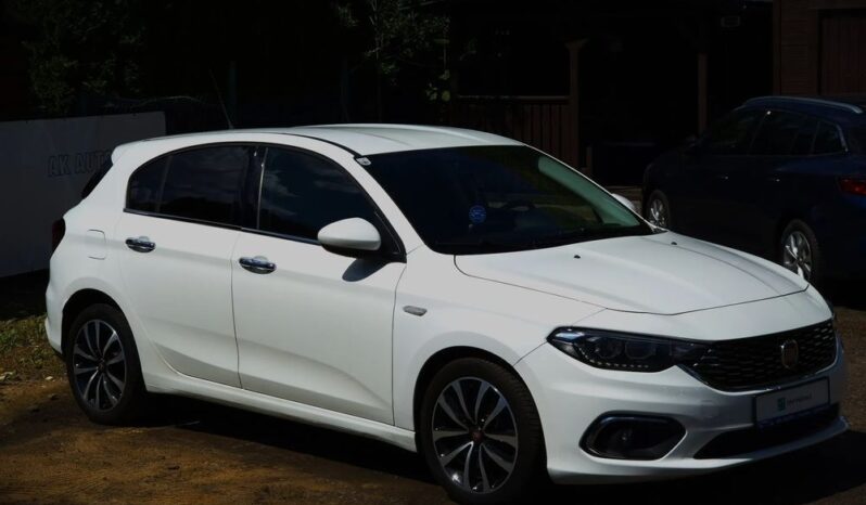 FIAT Tipo  | FWD (przód) | Manualna | 120 KM | Biały full