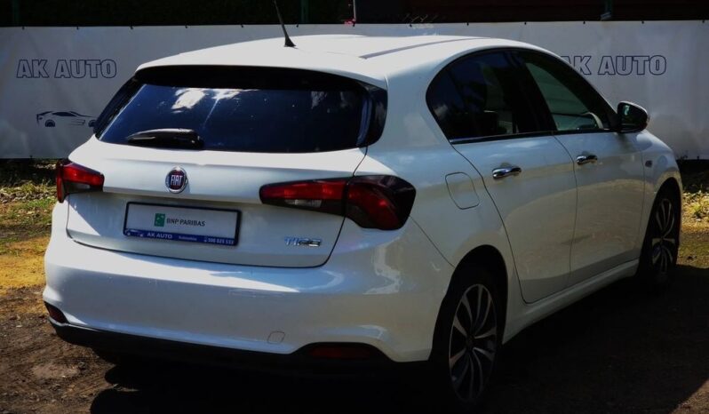 FIAT Tipo  | FWD (przód) | Manualna | 120 KM | Biały full