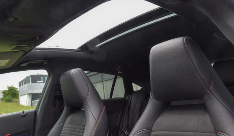 MERCEDES-BENZ CLA  | 4×4 (doł. automatycznie) | Automatyczna | 184 KM | Czerwony full