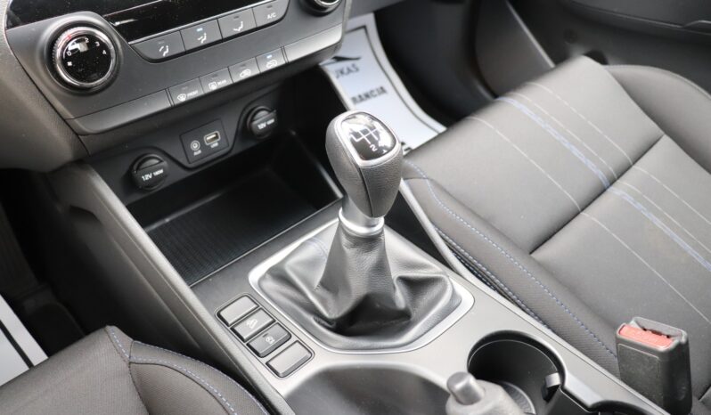HYUNDAI Tucson  | 2015 | 115 KM | 1685cm3 | Czarny full