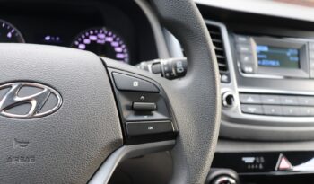 HYUNDAI Tucson  | 2015 | 115 KM | 1685cm3 | Czarny full