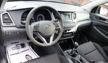 HYUNDAI Tucson  | 2015 | 115 KM | 1685cm3 | Czarny full