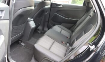 HYUNDAI Tucson  | 2015 | 115 KM | 1685cm3 | Czarny full