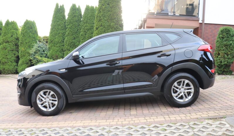 HYUNDAI Tucson  | 2015 | 115 KM | 1685cm3 | Czarny full