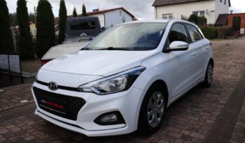 HYUNDAI i20  | 2020 | 84 KM | 1248cm3 | Biały full