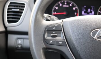 HYUNDAI i20  | 2020 | 84 KM | 1248cm3 | Biały full