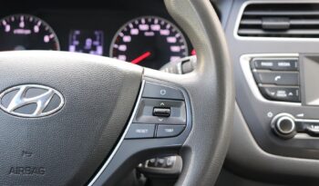 HYUNDAI i20  | 2020 | 84 KM | 1248cm3 | Biały full