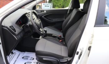 HYUNDAI i20  | 2020 | 84 KM | 1248cm3 | Biały full