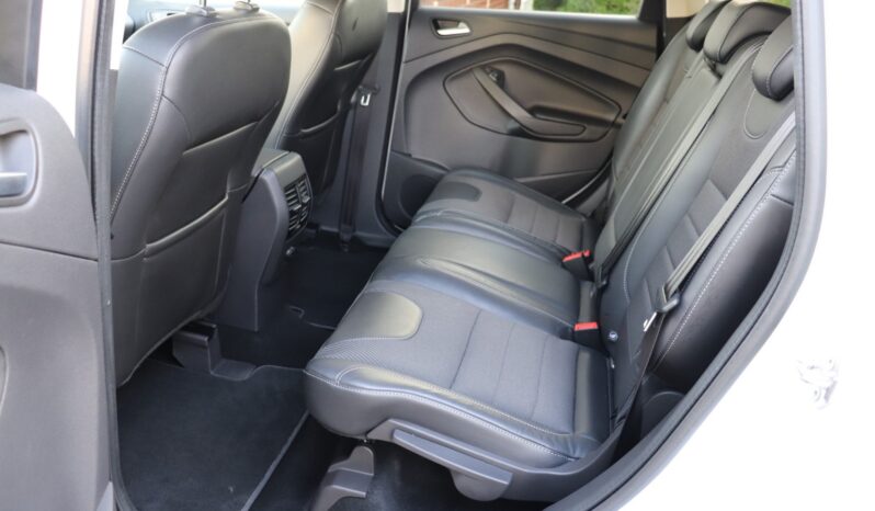 FORD Kuga  | 2016 | 150 KM | 1997cm3 | Biały full