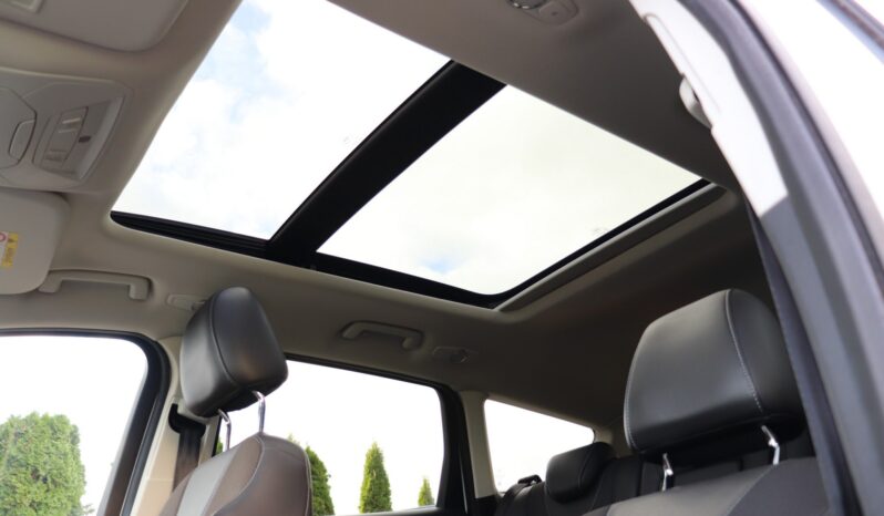 FORD Kuga  | 2016 | 150 KM | 1997cm3 | Biały full