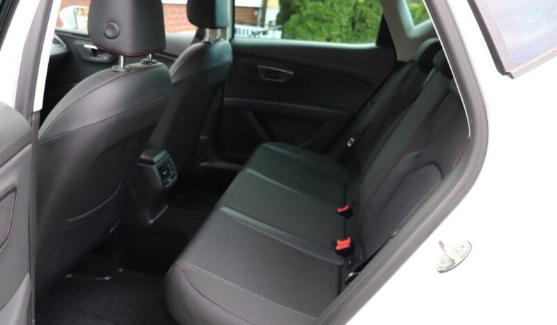 SEAT Leon  | 2016 | 150 KM | 1395cm3 | Biały full