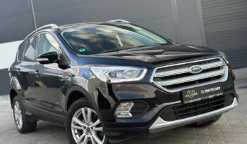 FORD Kuga  | 4×4 (doł. automatycznie) | Manualna | 150 KM | Czarny full