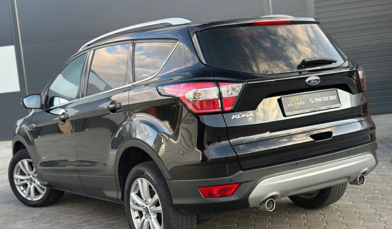 FORD Kuga  | 4×4 (doł. automatycznie) | Manualna | 150 KM | Czarny full