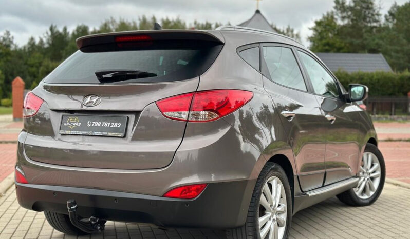 HYUNDAI ix35  | 4×4 (doł. automatycznie) | Automatyczna | 184 KM | Brązowy full