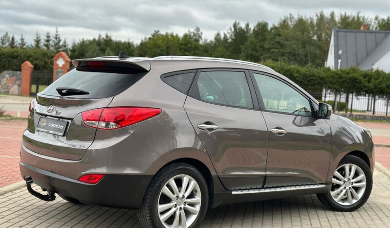 HYUNDAI ix35  | 4×4 (doł. automatycznie) | Automatyczna | 184 KM | Brązowy full