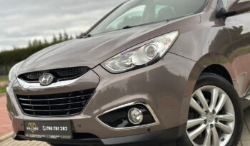 HYUNDAI ix35  | 4×4 (doł. automatycznie) | Automatyczna | 184 KM | Brązowy full