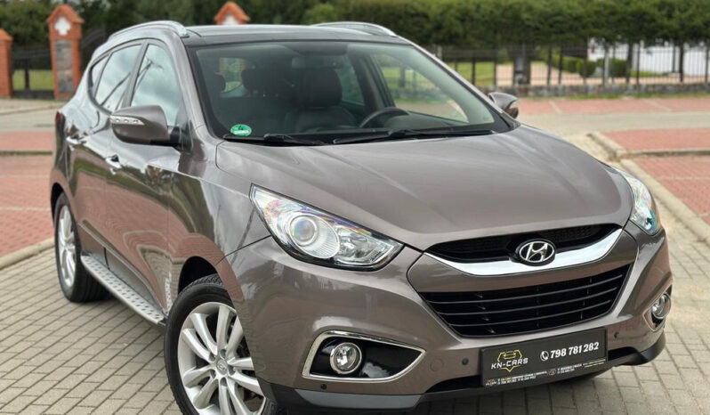 HYUNDAI ix35  | 4×4 (doł. automatycznie) | Automatyczna | 184 KM | Brązowy full