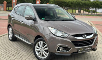 HYUNDAI ix35  | 4×4 (doł. automatycznie) | Automatyczna | 184 KM | Brązowy full
