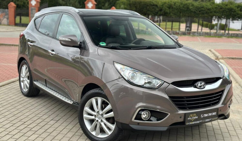 HYUNDAI ix35  | 4×4 (doł. automatycznie) | Automatyczna | 184 KM | Brązowy full