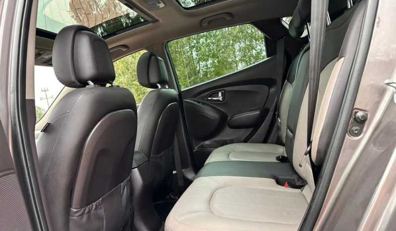 HYUNDAI ix35  | 4×4 (doł. automatycznie) | Automatyczna | 184 KM | Brązowy full