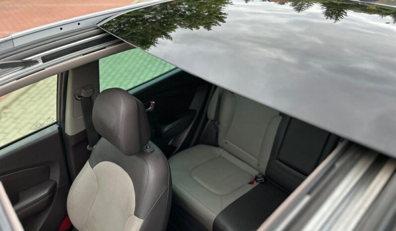 HYUNDAI ix35  | 4×4 (doł. automatycznie) | Automatyczna | 184 KM | Brązowy full